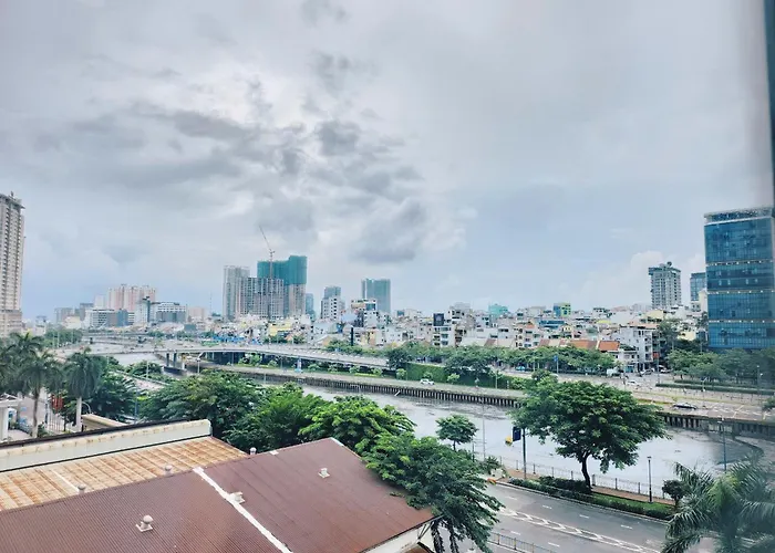 City View, 1Km To Center, Br & Sofa Bed, Free Gym