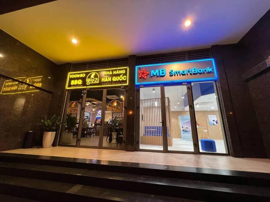 View, 1km To Center, Br & Sofa Bed, Free Gym Apartment Ho Chi Minh City
